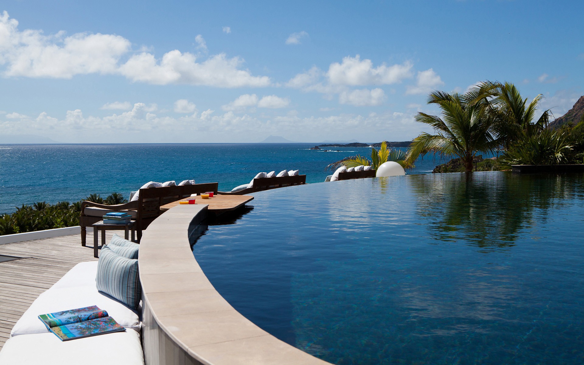 7d3b988a99a1e8e572ece24946fcb22cb8b05f35