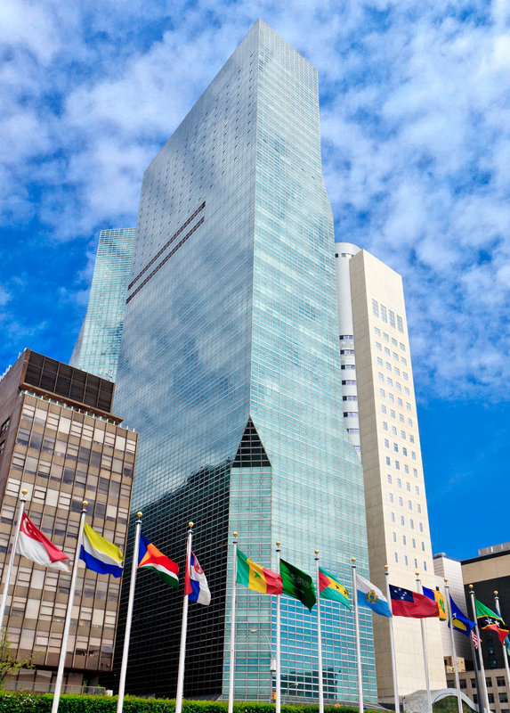 20120420_millennium_un-exterior_p