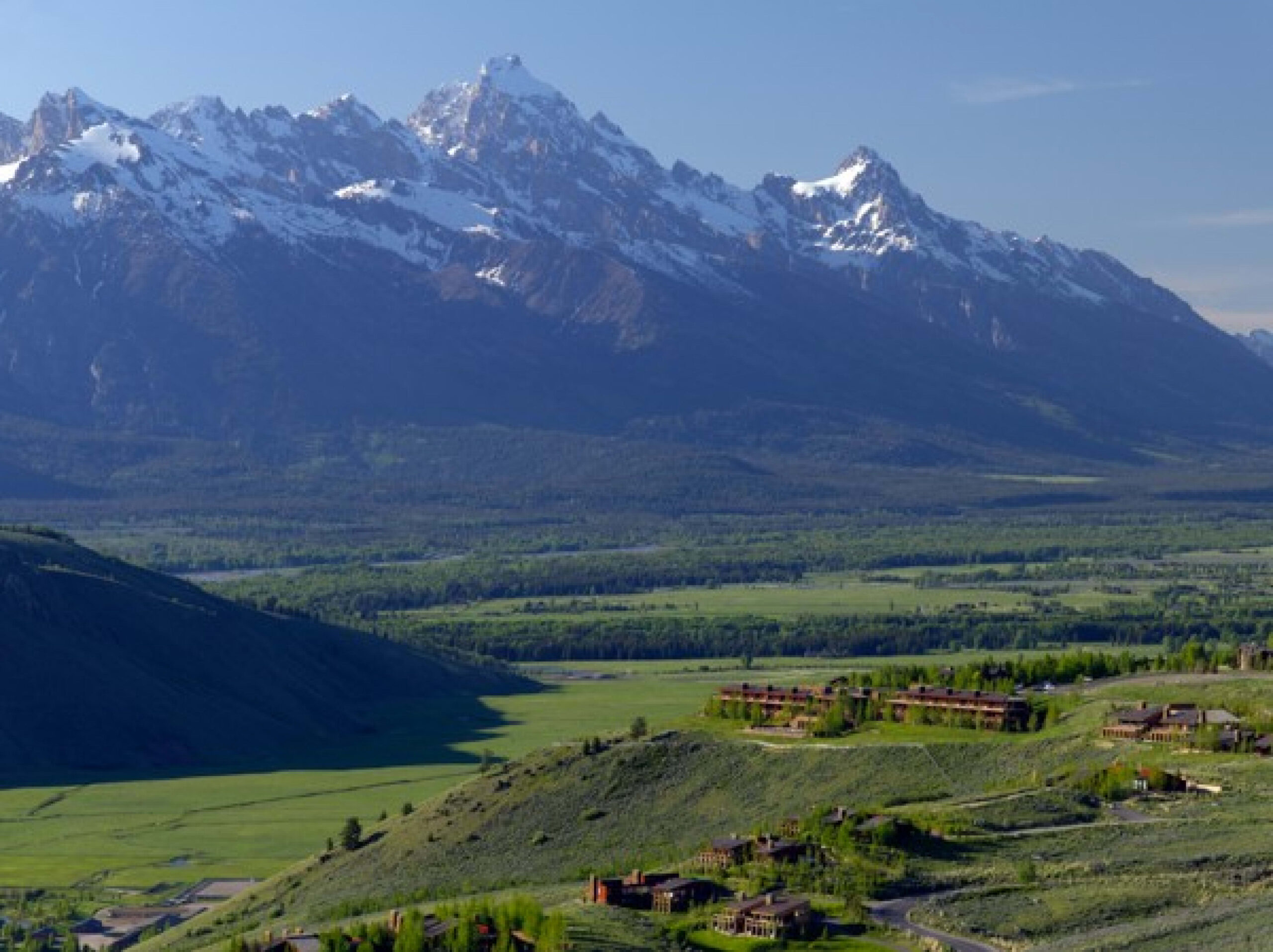 gani_exterior_tetons_1_1400x600