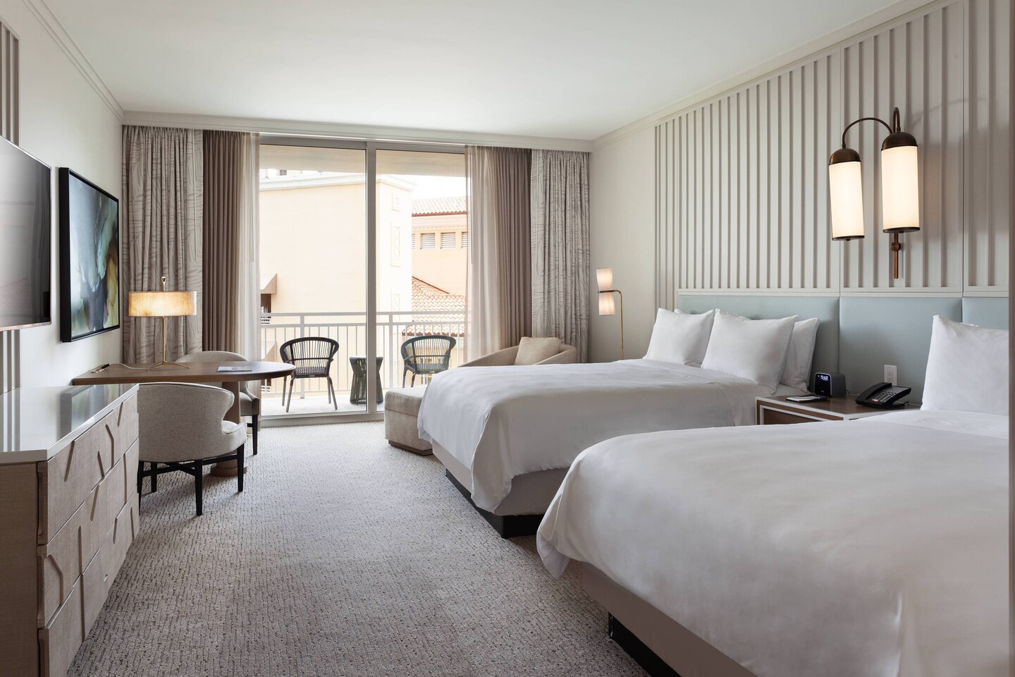 jw_marriott_miami_turnberry_resort__spa_queen_queen_room_210629